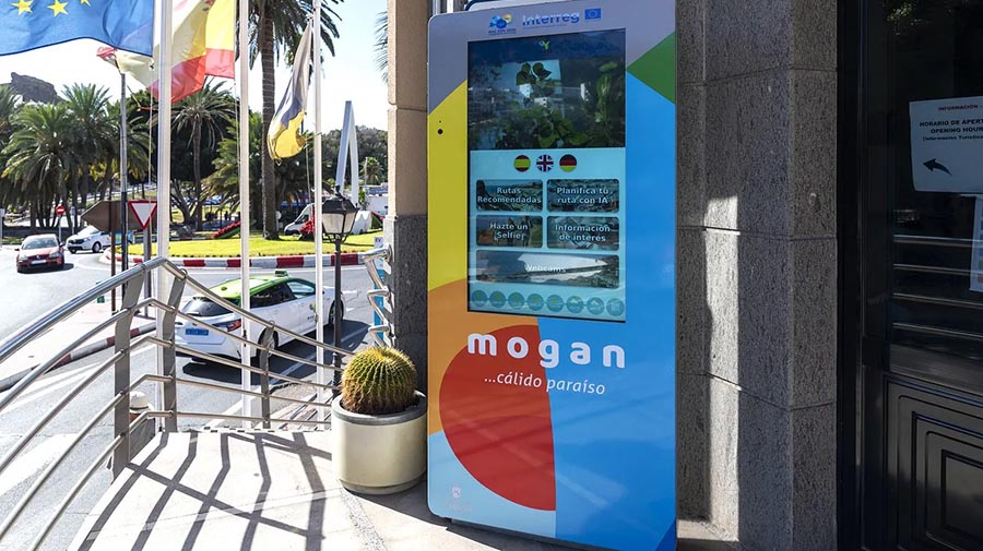 7 nieuwe digitale informatiedisplays geïnstalleerd in Mogán