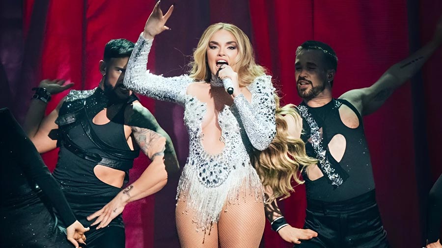 Het Yumbo-plein zal een speciale gala organiseren om Melody op het Eurovisie Songfestival te zien, met Roberto Herrera en Jia Miles