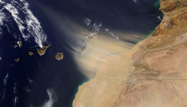 "Abnormaal warme" luchtmassa bereikt de Canarische Eilanden met temperaturen van 30° na de calima