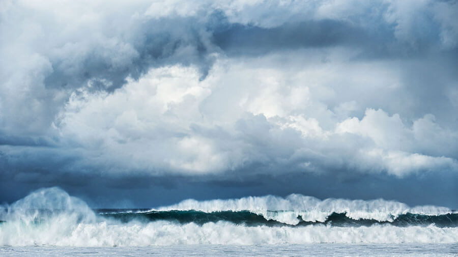 Gele en oranje weerswaarschuwingen voor een DANA-storm die de Canarische Eilanden nadert